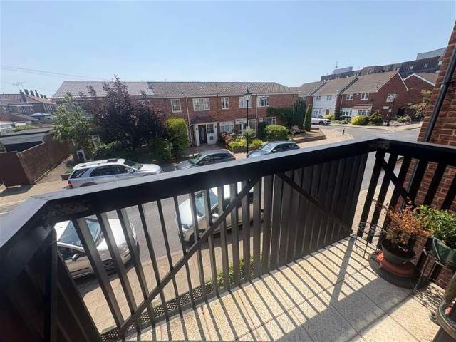 Flat for sale in Old Portsmouth, City Of Portsmouth