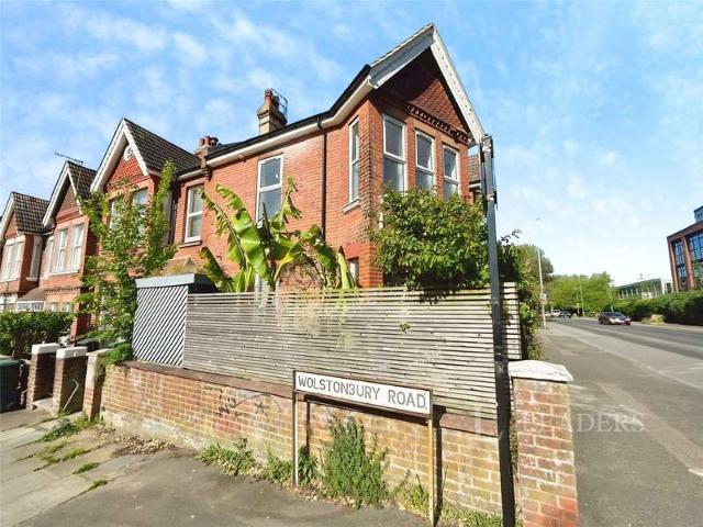 Flat for sale in Brunswick