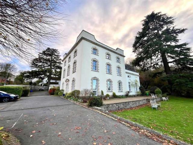 Flat for sale in Feckenham, City Of Bristol