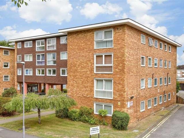 Flat for sale in London Borough of Sutton, Greater London
