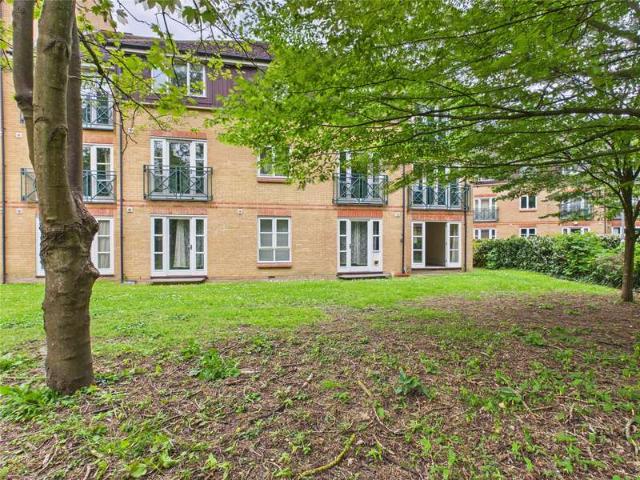 Flat for sale in Guildford Park, Westborough