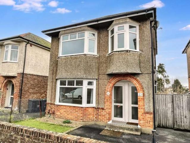Flat for sale in Talbot Village, Bournemouth