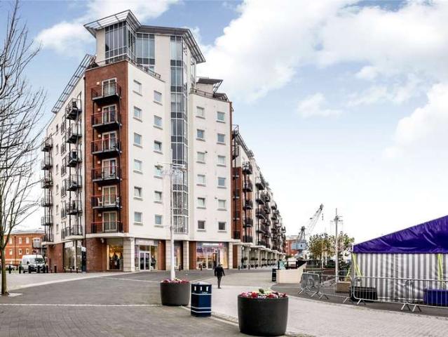 Flat for sale in Portsea, City Of Portsmouth