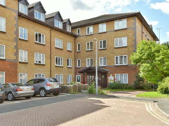 Flat for sale in Chalkwell, Oad Street