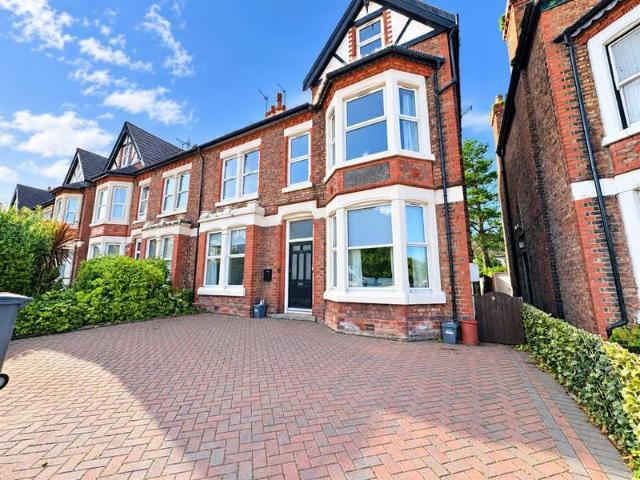 Flat for sale in Liscard, Wallasey