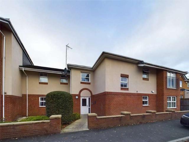 Flat for sale in Georgia, Greater Manchester