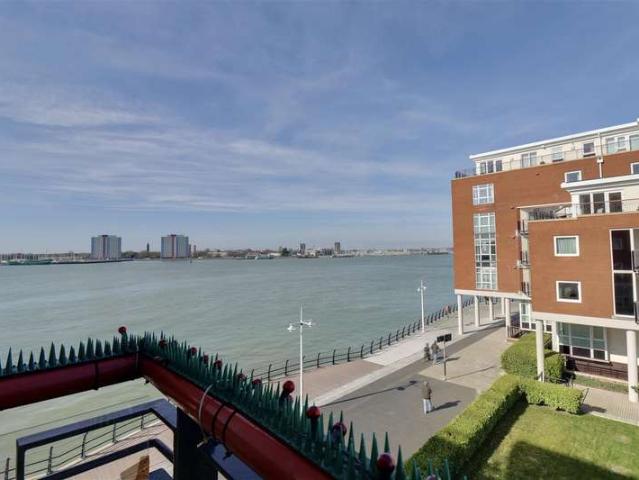 Flat for sale in Portsea, City Of Portsmouth