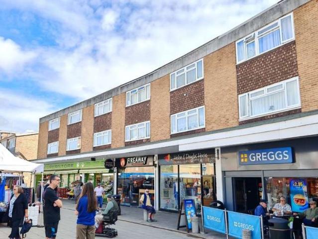 Flat for sale in Woodley