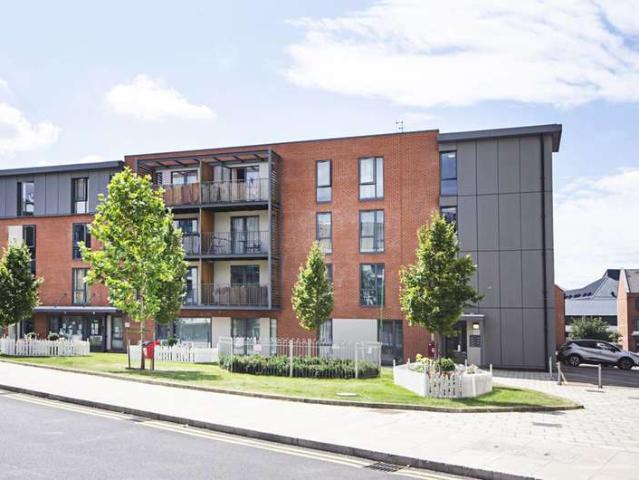 Flat for rent in Colindale, Colindale