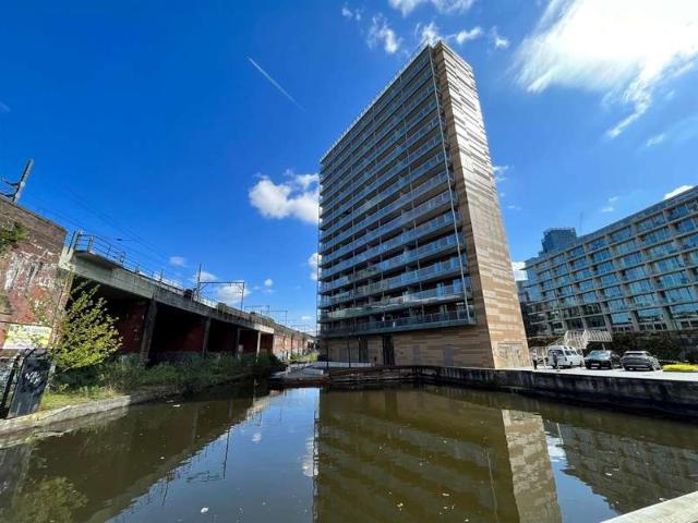 Flat for sale in Hulme, Georgia