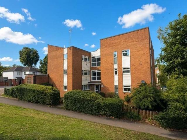 Flat for sale in London Borough of Bexley, Greater London