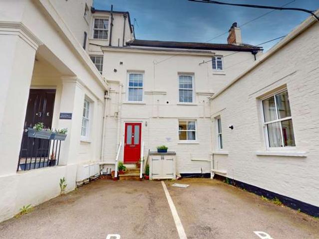 Flat for sale in Prestbury, Golden Valley
