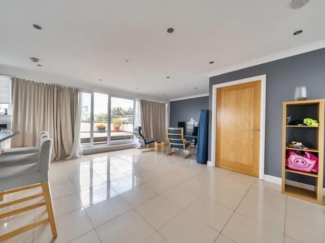 Flat for sale in St Mary's, City Of Southampton