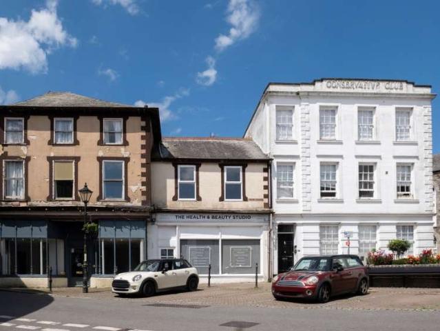 Flat for sale in Gluvian, St Columb Major