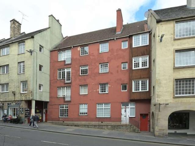 Flat for sale in Canongate, Old Town