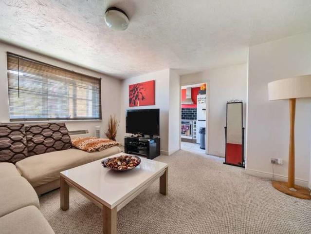 Flat for sale in Deptford, Deptford