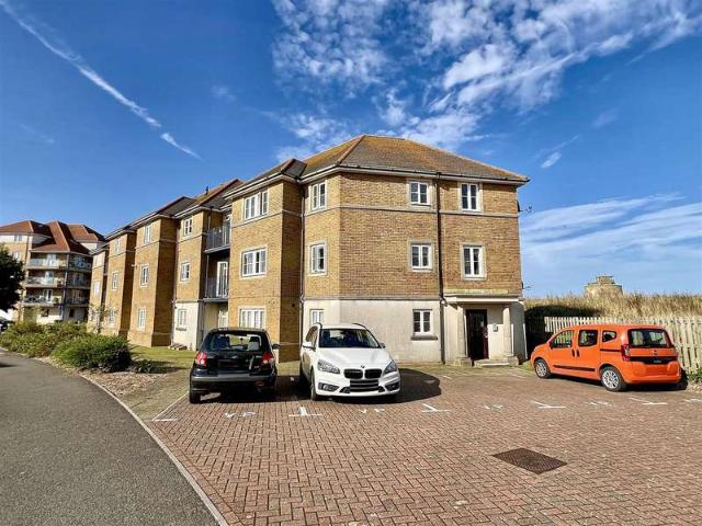 Flat for sale in Sovereign Harbour, Eastbourne