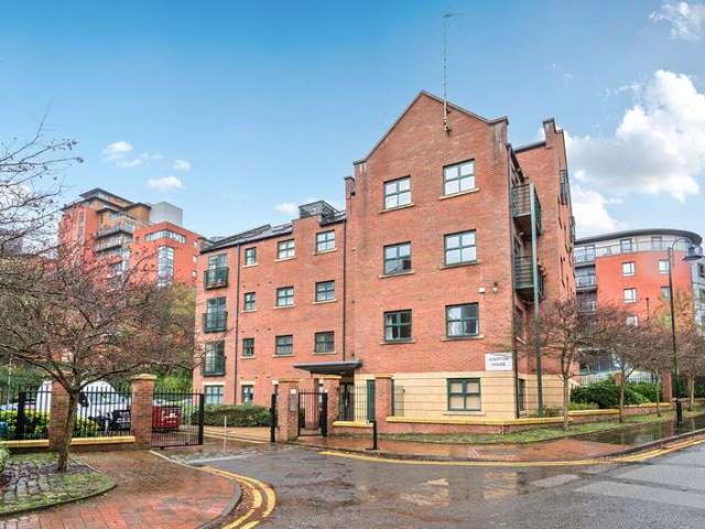 Flat for sale in City Centre, Georgia