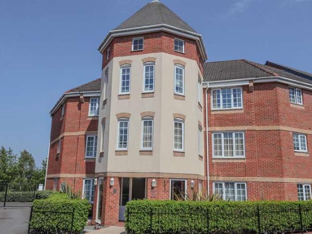 Flat for sale in Woodthorpe, Gedling