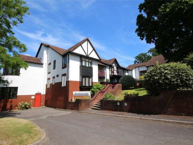 Flat for sale in St John's, Woking