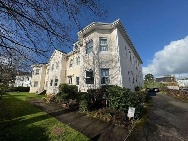 Flat for sale in St Michaels, Livermead