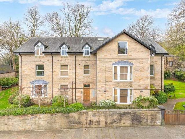 Flat for sale in Hyde Park, West Yorkshire