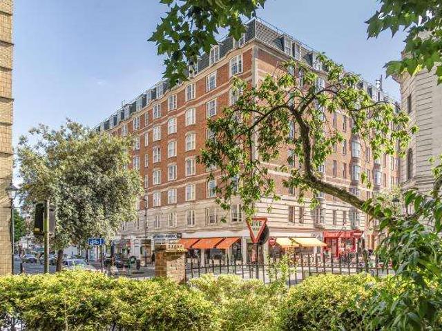 Flat for sale in Bayswater, Greater London