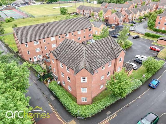 Flat for sale in Gin Pit, Wigan