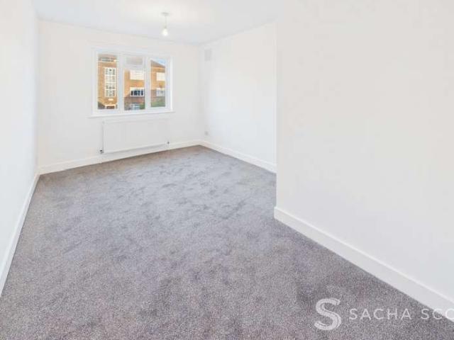Flat for rent in Banstead, Reigate and Banstead