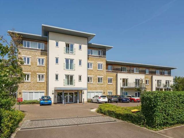 Flat for sale in Golden Valley, Gloucestershire