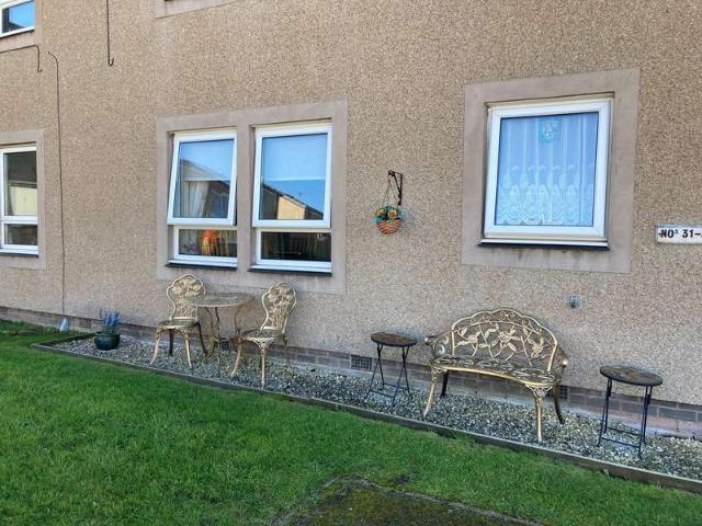 Flat for sale in Fell Lane