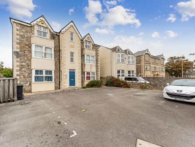 Flat for sale in Weston-super-mare, North Somerset