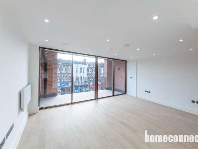 Flat for rent in Cat Hill, Isle Of Man