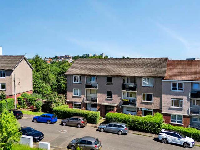 Flat for sale in Kelvinside, Scotland