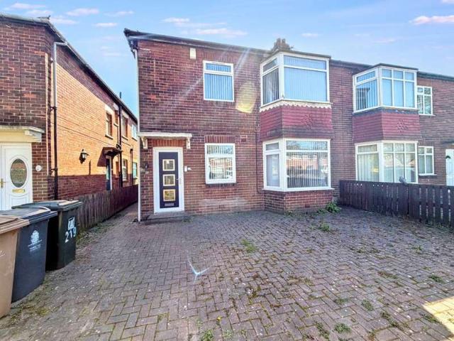 Flat for sale in Chirton, North Shields