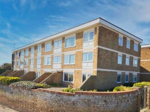 Flat for sale in Upton, Acol