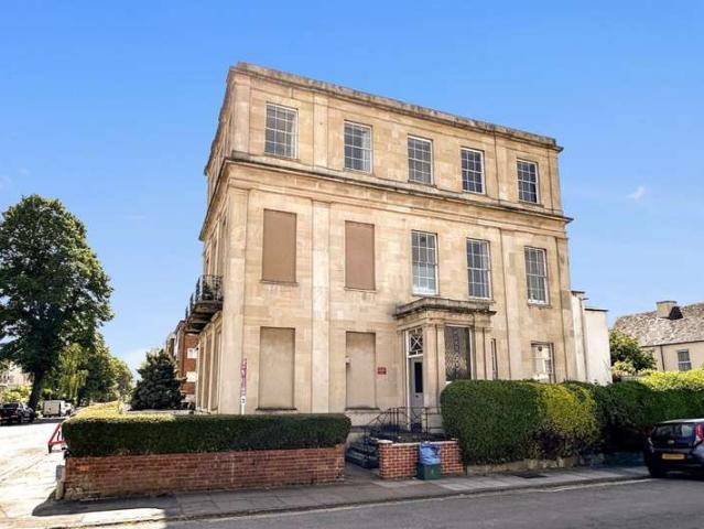Flat for sale in Ewens Farm, Golden Valley