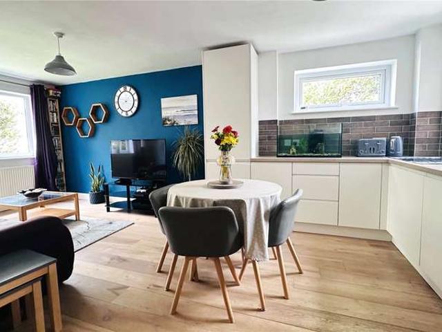 Flat for sale in Knowle Green, Lower Halliford