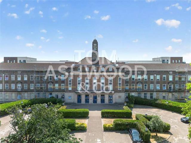 Flat for sale in Becontree, Greater London