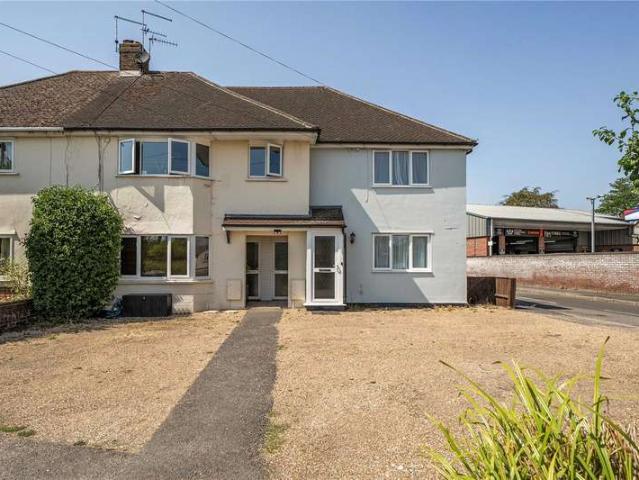 Flat for sale in Dromore, Oxfordshire