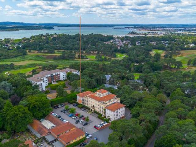 Flat for sale in Canford Cliffs, Poole