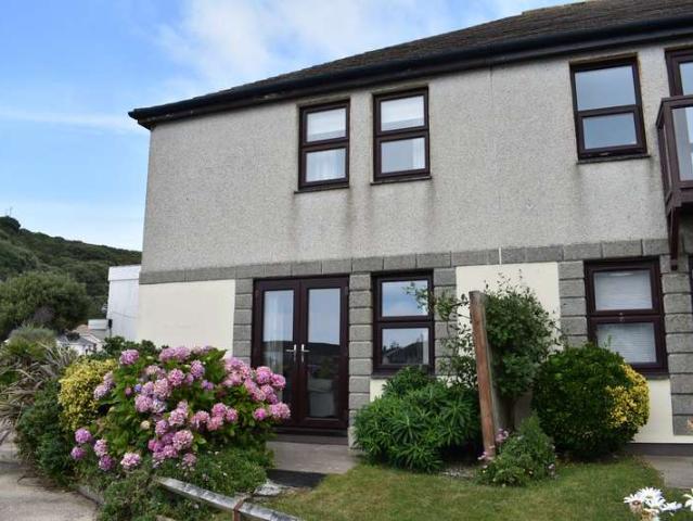Flat for sale in Portreath, Cornwall