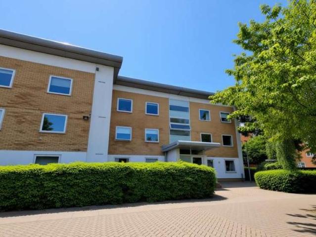 Flat for sale in Reach, Greater London