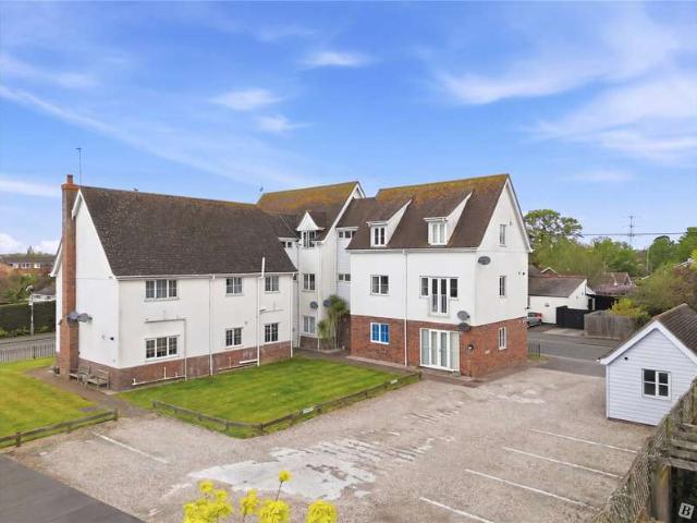 Flat for sale in Chelmsford, Essex