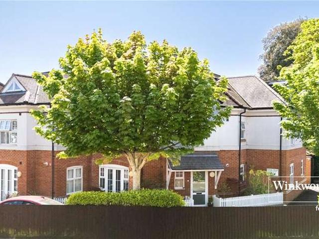 Flat for sale in Southbourne, Bournemouth
