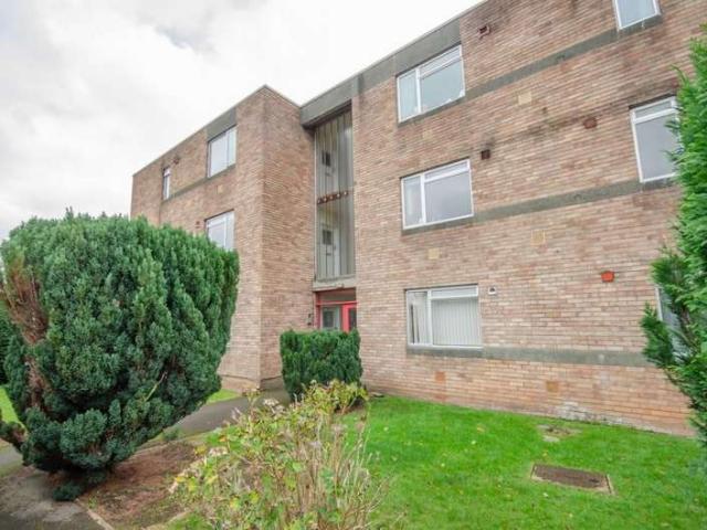 Flat for sale in Frenchay, South Gloucestershire