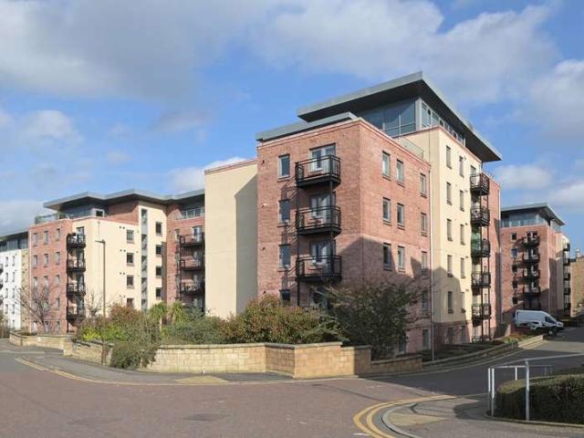 Flat for sale in Moat, Slateford