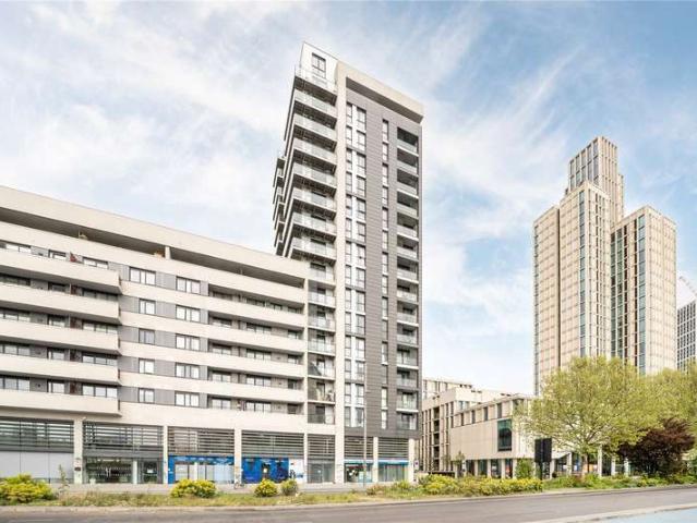Flat for sale in Stratford Marsh, Greater London