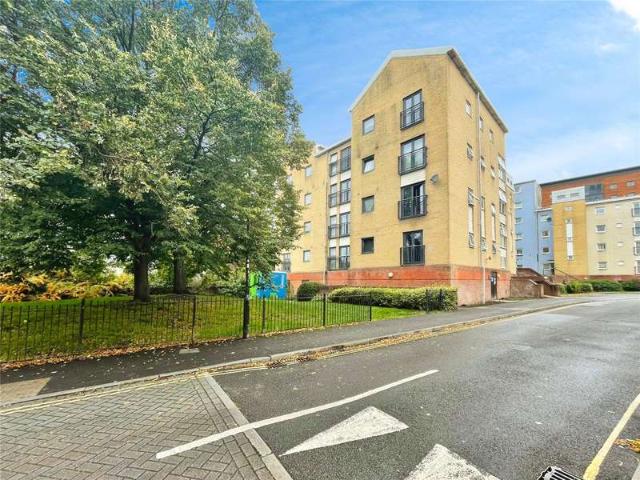 Flat for sale in St Mary's, City Of Southampton