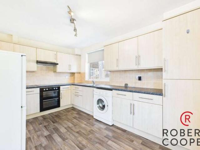 Flat for rent in Ruislip, London Borough of Hillingdon